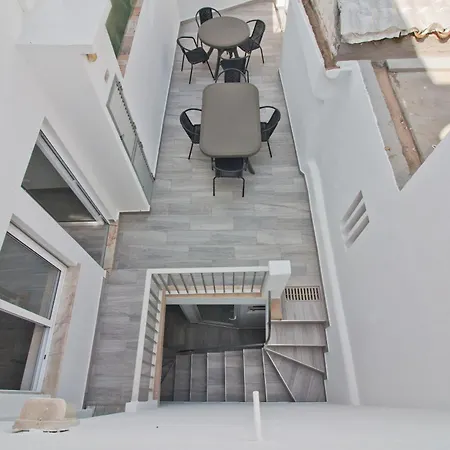 New Village Guest House-3